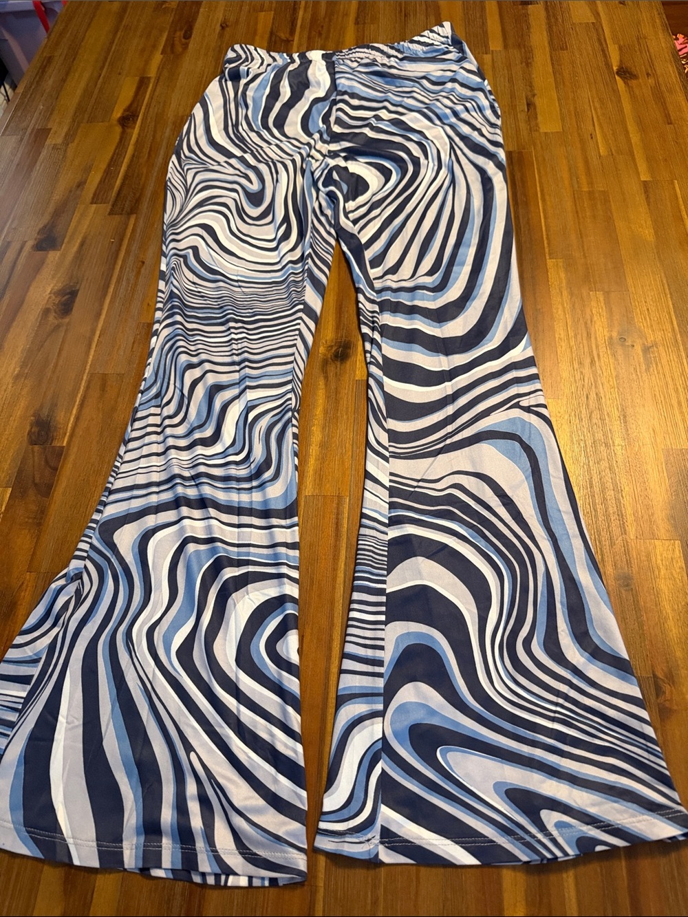 SHEIN Blue & White Swirl Print Flare Pants